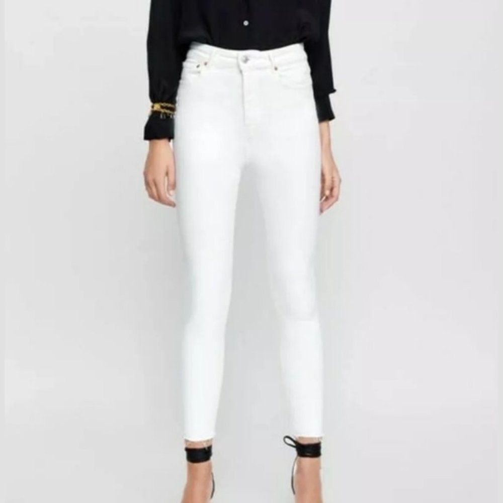 Zara White Skinny Jeans